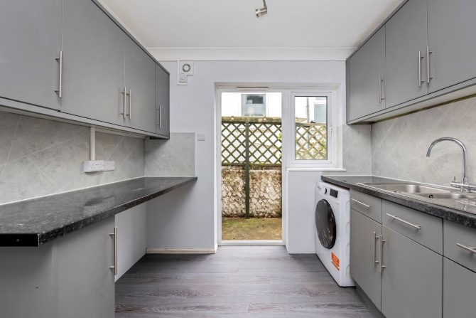 97, Bear Road, Brighton, BN2 4DB