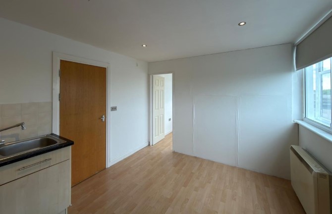 26 Priory Heights, Church Street, Dunstable, Bedfordshire, LU5 4RQ