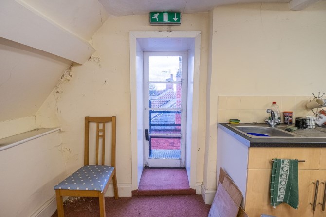 35 Potter Street, Worksop, Nottinghamshire, S80 2AE