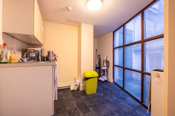 35 Potter Street, Worksop, Nottinghamshire, S80 2AE