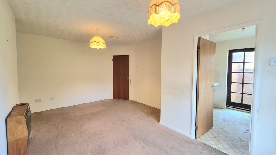 15 Belvoir Walk, Bedford, Bedfordshire MK41 8LF