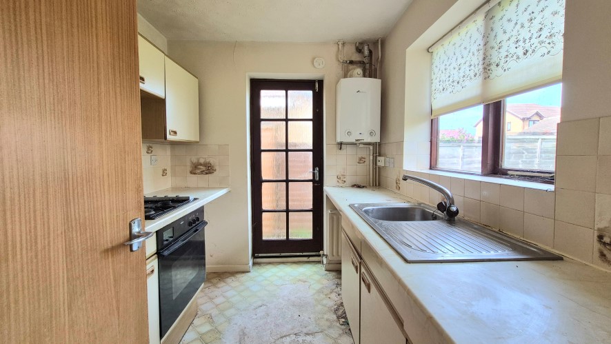 15 Belvoir Walk, Bedford, Bedfordshire MK41 8LF