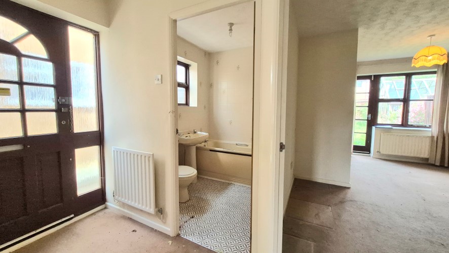 15 Belvoir Walk, Bedford, Bedfordshire MK41 8LF