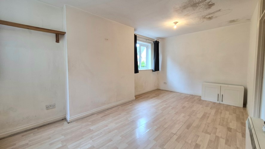 Flat B, 55 Shakespeare Road, Bedford, Bedfordshire MK40 2DX