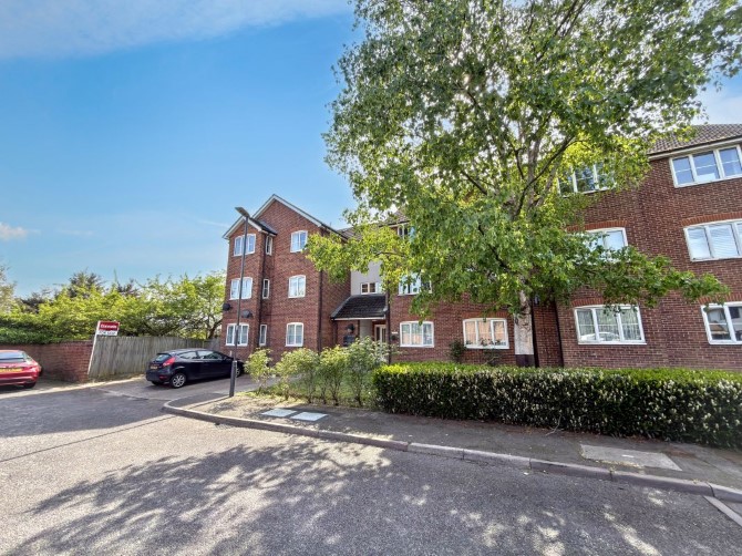 30 Lime Close, Harrow, Middlesex, HA3 7JG