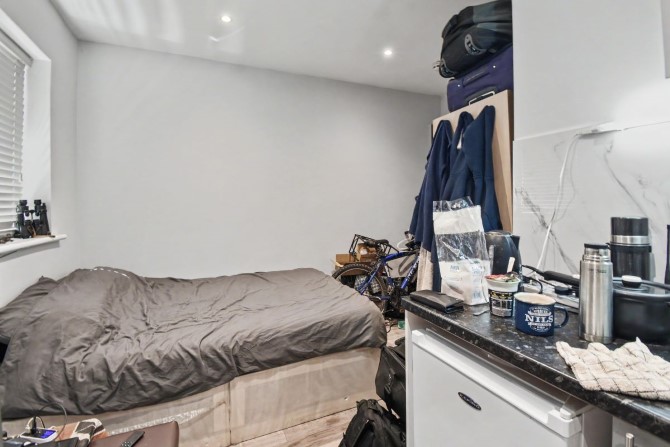 96 Bath Road, Slough, Buckinghamshire, SL1 3SY