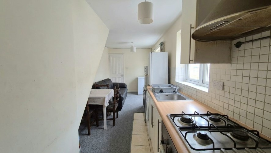 31B Stanley Street, Luton, Bedfordshire LU1 5AL