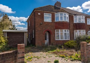 Property for Auction in London - 320 Fifth Avenue, York, North Yorkshire, YO31 0QD