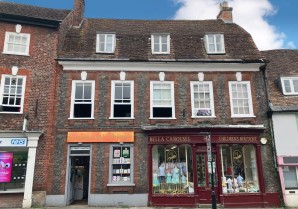 Property for Auction in London - Flat 6 Blandford House, 47 East Street, Blandford Forum, Dorset, DT11 7DX
