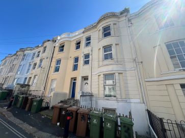 Property for Auction in South West - First Floor Flat, 3 Radnor Place, Plymouth PL4 8DW