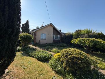 Property for Auction in East Anglia - 9 The Uplands, Beccles, Suffolk NR34 7EJ