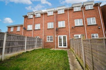 Property for Auction in North West - 28 Glenmuir Close, Irlam, Manchester, Greater Manchester M44 6HE