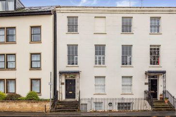 Property for Auction in South West - Flat 4, Arlington House 54-56, Bath Road, Cheltenham GL53 7HJ