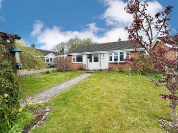 Property for Auction in East Anglia - 10 Lea Road, Catfield, Great Yarmouth, Norfolk NR29 5BH