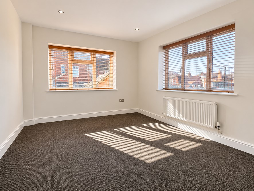 Flat 10, 1A Midland Road, Wellingborough, Northamptonshire NN8 1HA