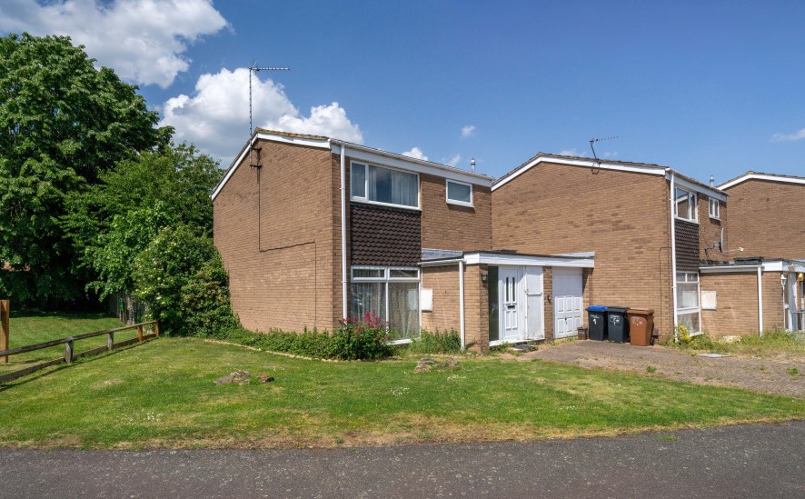 1 Knights Court, Little Billing, Northampton, Northamptonshire NN3 9AT