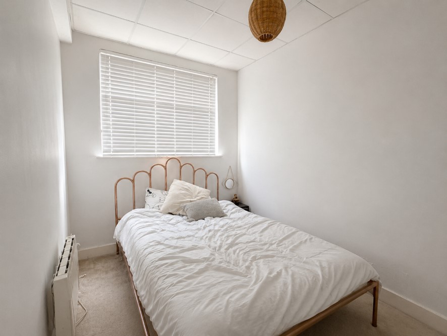 Flat 6, Grosvenor House, 18 Grosvenor Gardens, Northampton, Northamptonshire NN2 7RS