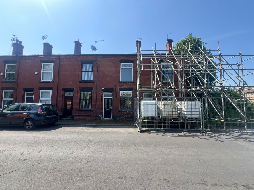 119 Foundry Street, Dukinfield, SK16 5PH