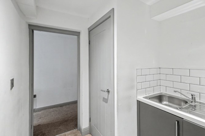 Apartment 5 L I V, George Street, Bradford, West Yorkshire, BD1 5AA
