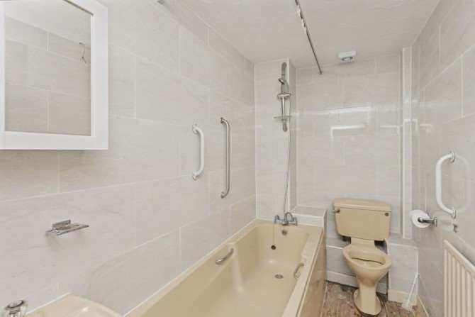 Lot Image
