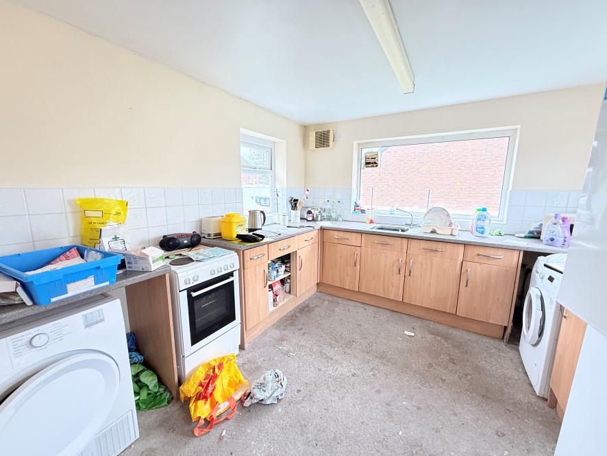 42 Crown Road, Carlisle, Cumbria CA2 7QQ