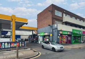 Property for Auction in London - 8 Well Hall Road, Eltham, London, SE9 6SY