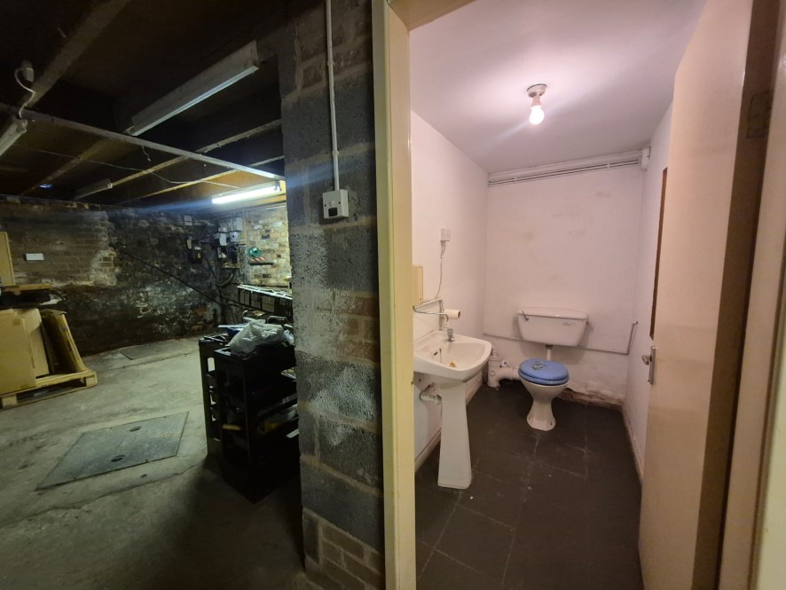 Lot Image