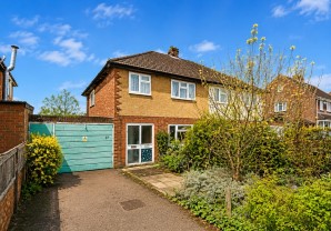 Property for Auction in London - 37 Stratton Way, Biggleswade, Bedfordshire, SG18 0NS