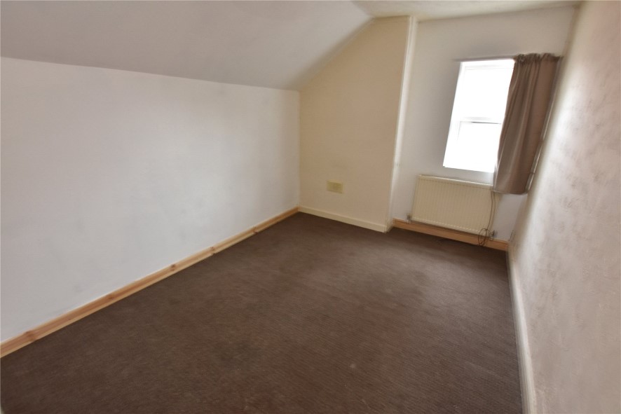 44 Gledhow Wood Avenue, Leeds, West Yorkshire LS8 1NY