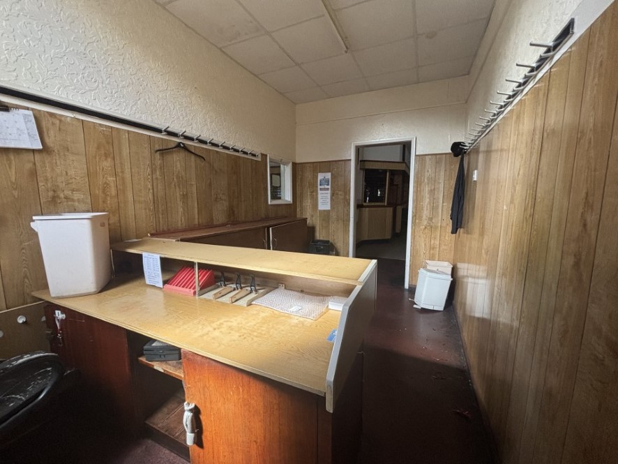 Brimington Social Club, 33 High Street, Brimington, Chesterfield, Derbyshire S43 1HH
