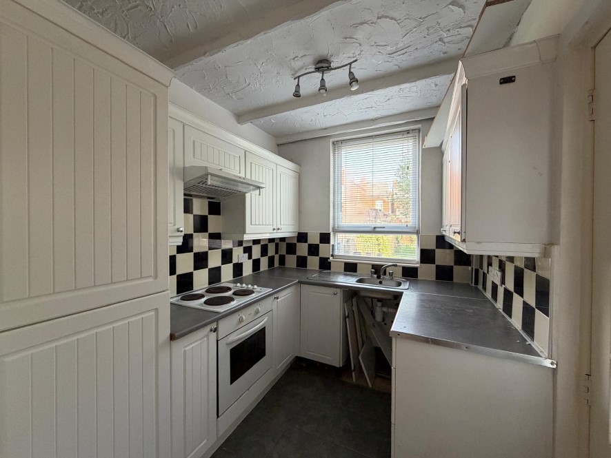 25 Sterland Street, Chesterfield, Derbyshire S40 1BN