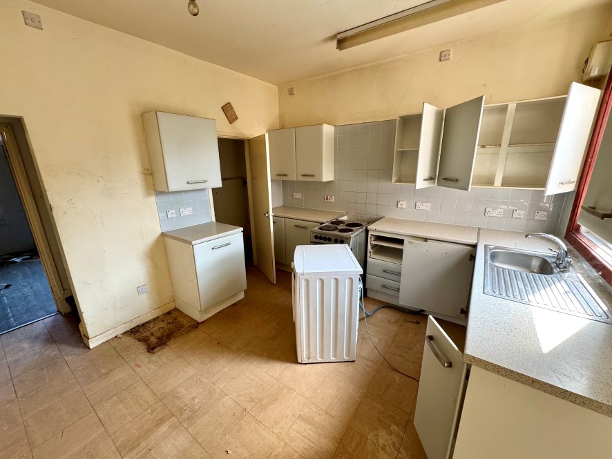 225 Swan Lane, Coventry, Warwickshire CV2 4GE