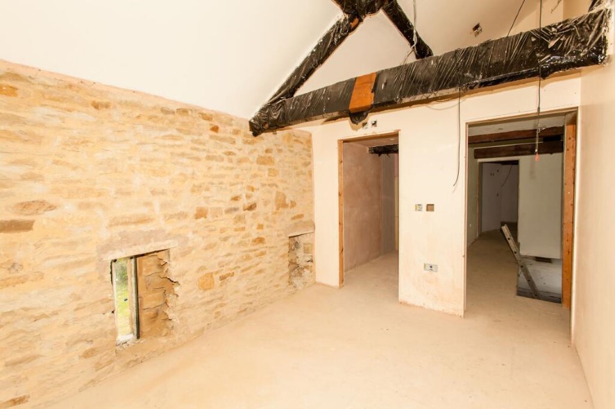 Eastwood Barn, 23 Bridle Road, Woodthorpe S43 3BY