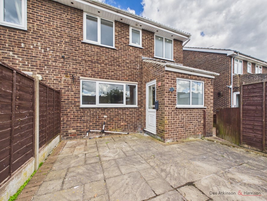 5 Cedar Wood, Gilberdyke, Brough, East Yorkshire, HU15 2TZ