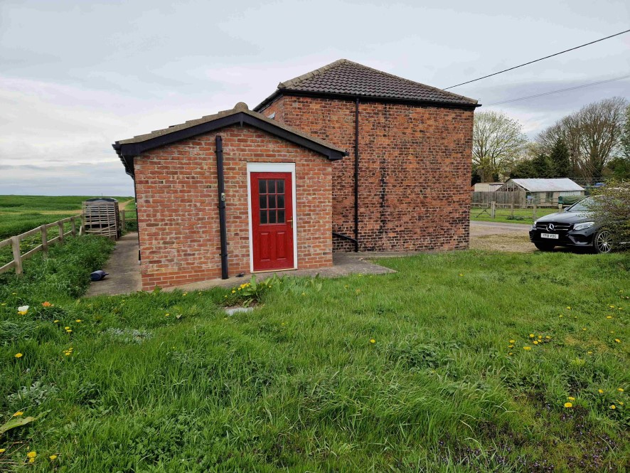Elsternwick Methodist Church, Front Lane, Elstronwick, East Yorkshire, HU12 9BP