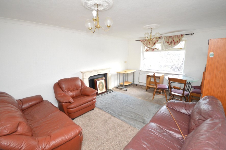 15 Flaxton Gardens, Beeston, Leeds, West Yorkshire LS11 6DG
