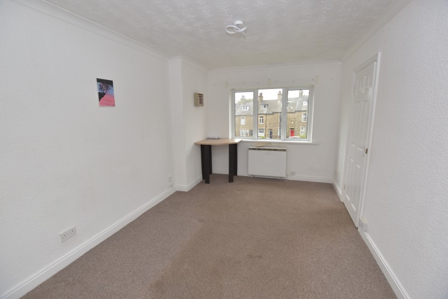 5 The Lanes, Pudsey, Leeds , West Yorkshire LS28 7AQ
