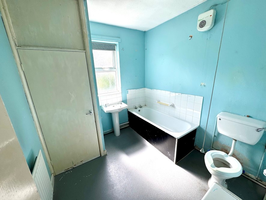 34 Willows Road, Balsall Heath, Birmingham, West Midlands B12 9QB