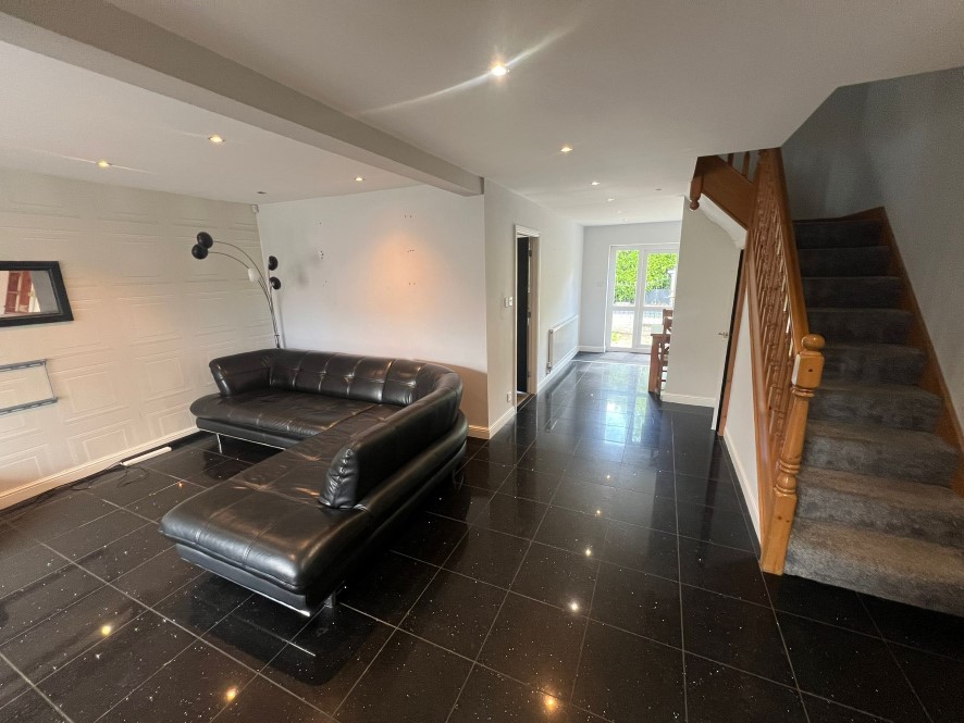 5 Hillstone Avenue, Rochdale, OL12 6DX