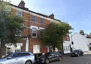 Property for Auction in London - Flat C, 48 Morrish Road, Lambeth, London, SW2 4EG