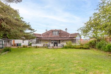 Property for Auction in East Anglia - Waterside Nook, Brimbelow Road, Hoveton, Norwich, Norfolk NR12 8UJ