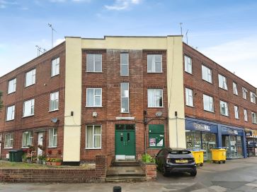 Property for Auction in Coventry & Warwickshire - Flat 12 Quinton Parade, Cheylesmore, Coventry, West Midlands CV3 5HW
