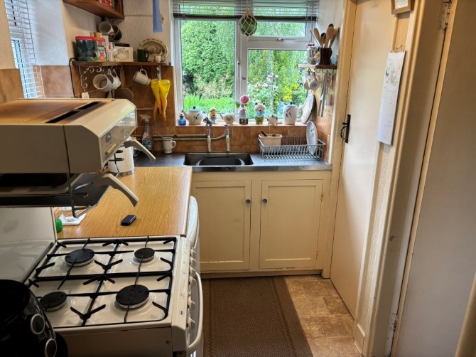 3 The Close, Ardingly, Haywards Heath, West Sussex, RH17 6TX