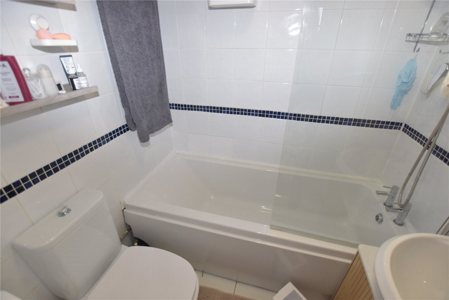 Flats 1-5 & 7B, 7 Fairfax Road, Leeds, West Yorkshire LS11 8SY