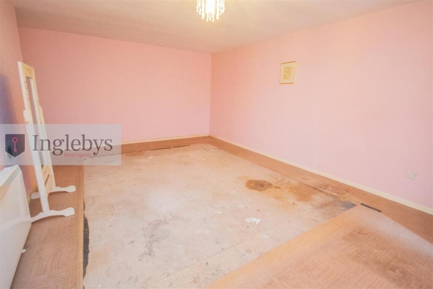 Flat 11, Alexandra House, 19 Marine Parade, Saltburn-By-The-Sea, North Yorkshire TS12 1EU