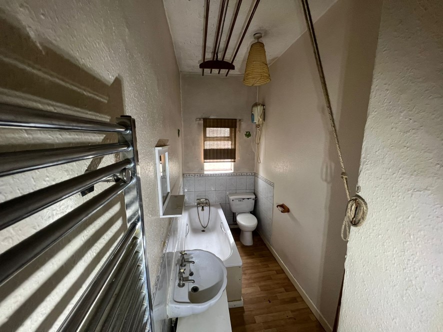 13 Hallworth Road, Greater Manchester, M8 5UW