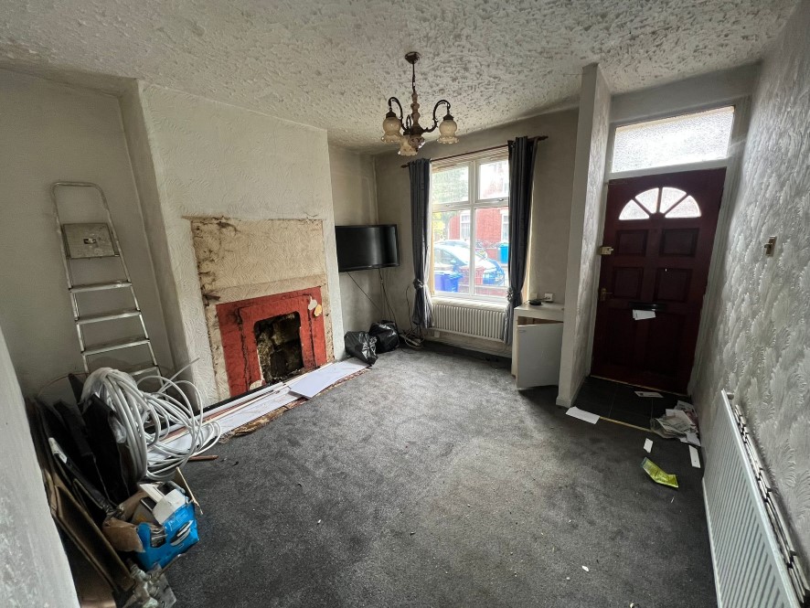 13 Hallworth Road, Greater Manchester, M8 5UW