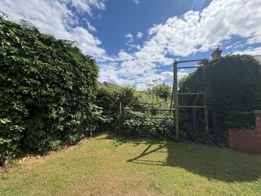 Land lying to the South East of Goole Road, Hook, Goole, East Yorkshire, DN14 5NG