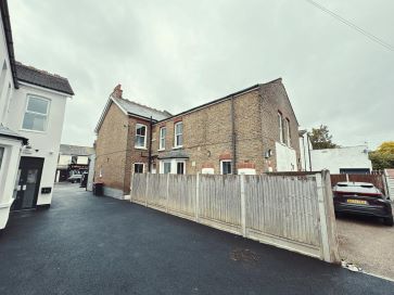 Property for Auction in East Anglia - Flat 2, 509 Southchurch Road, Southend-On-Sea, Essex SS1 2PH