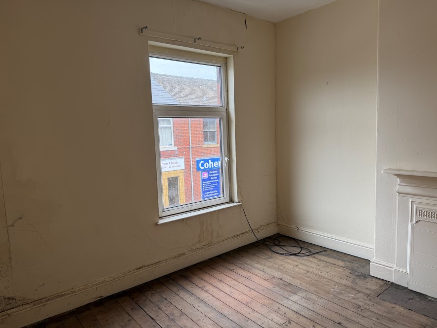 8 Anchor Road, Barrow-In-Furness, Cumbria LA14 2QW